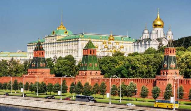 Держится «на соплях»: в России указали на опору Кремля