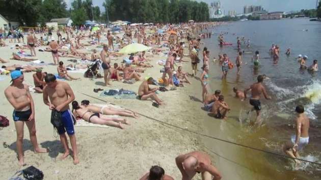 На этих киевских пляжах разрешили купаться