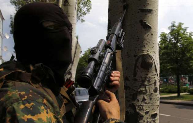 Боевики на Донбассе "увольняются в запас" прямо с поля боя
