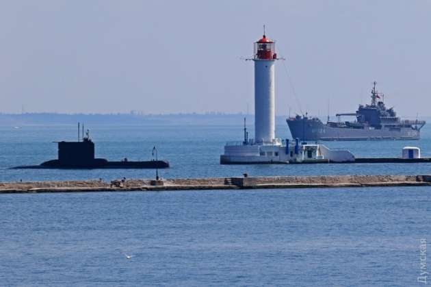В Одессу прибыли военные борты, корабли и подлодка НАТО