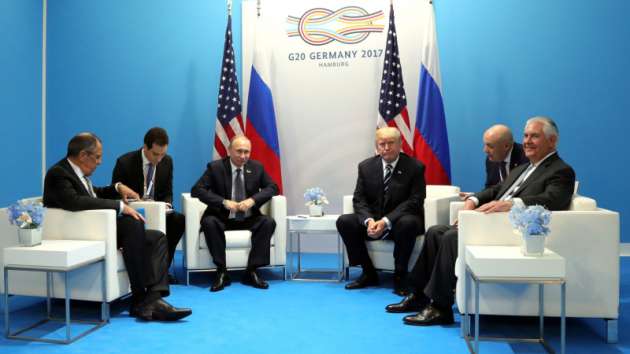 Русские просто переиграли: в США разгромили Трампа за встречу с Путиным