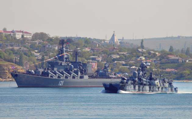 В Крыму подняли по тревоге Черноморский флот