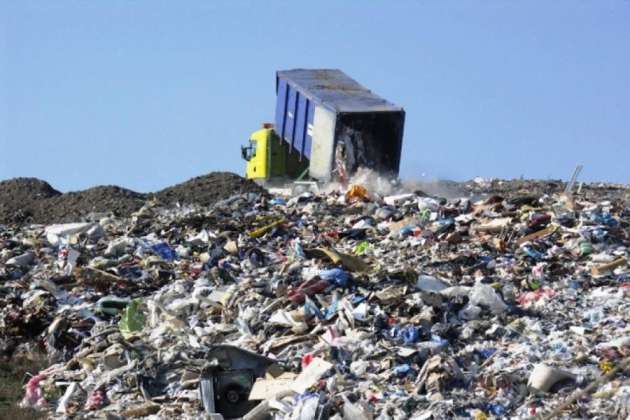 Он вернулся: в Киевской области нашли 40 тонн львовского мусора