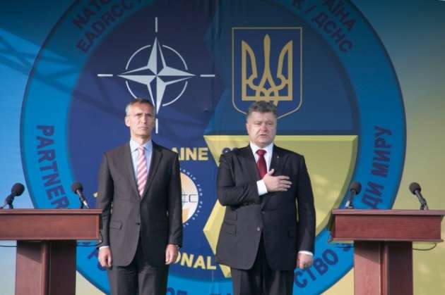 "Курс правильный": Порошенко сделал громкое заявление о НАТО и Украине