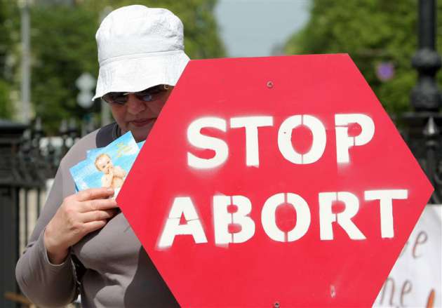 "По соображениям совести": в Раде намерены разрешить врачам не делать аборт