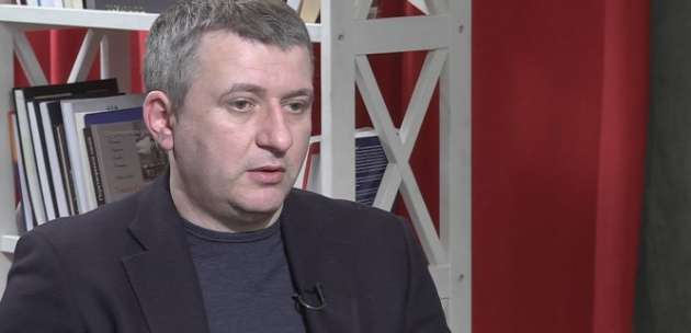 Известного блогера выгнали с эфира за отказ говорить по-украински