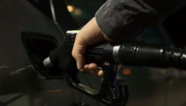 Эксперты рассказали, как изменится стоимость бензина