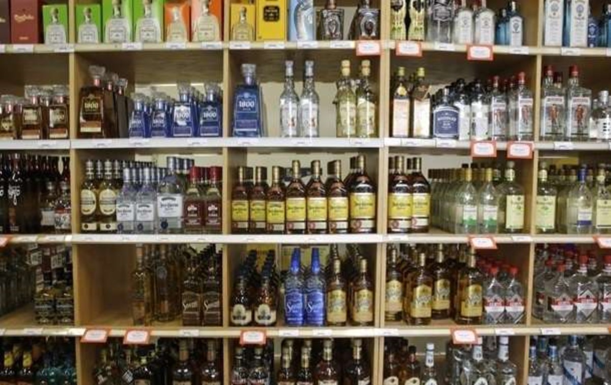 Правительство предложило поднять цены на спиртное