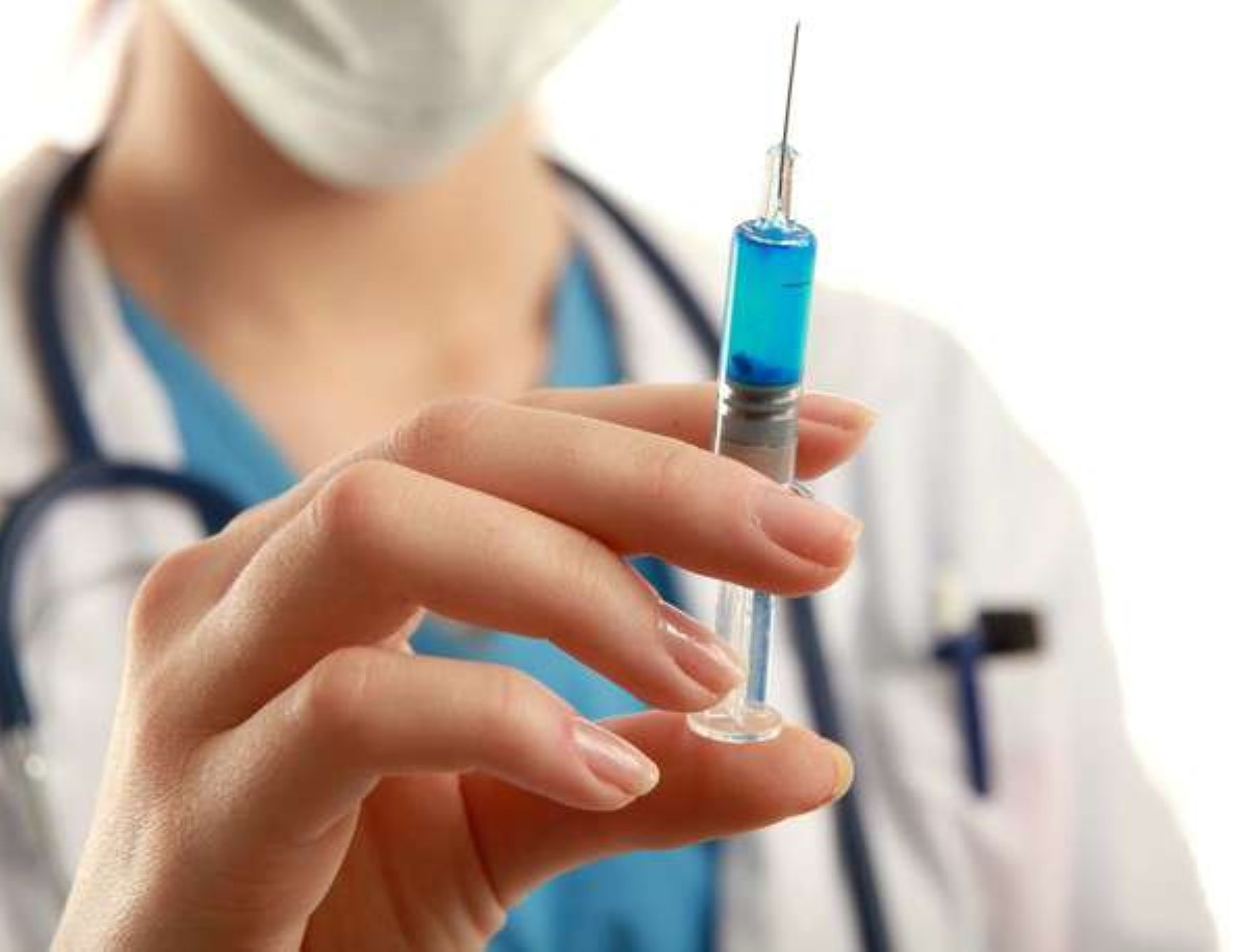 Киевлян призывают сделать детям прививки от кори