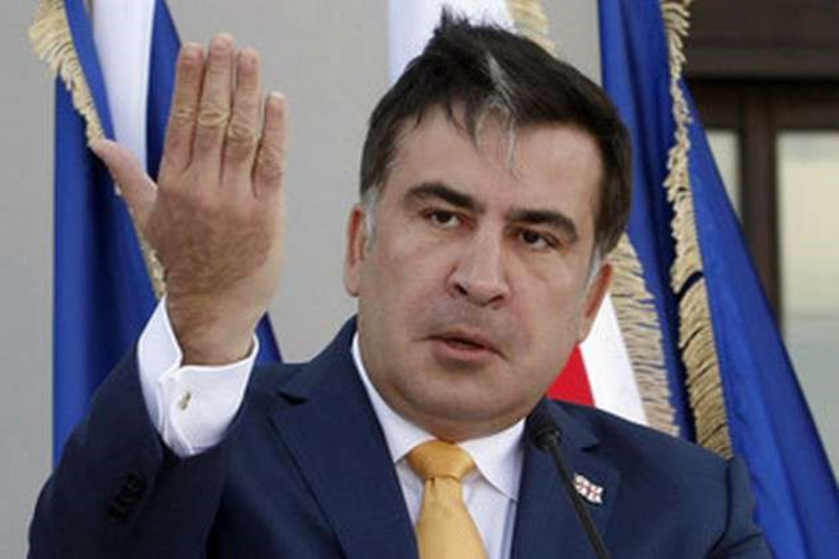Саакашвили повезло: ему подарили гражданство
