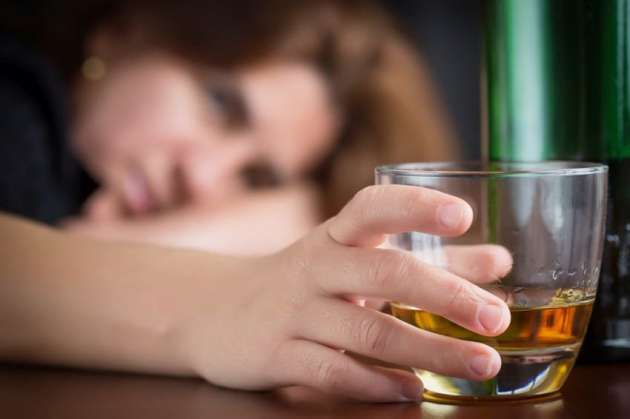 Алкоголь и стресс: ученые рассказали о рисках для здоровья