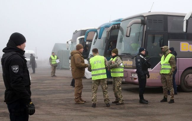 В Украину из плена вернулись еще 50 защитников