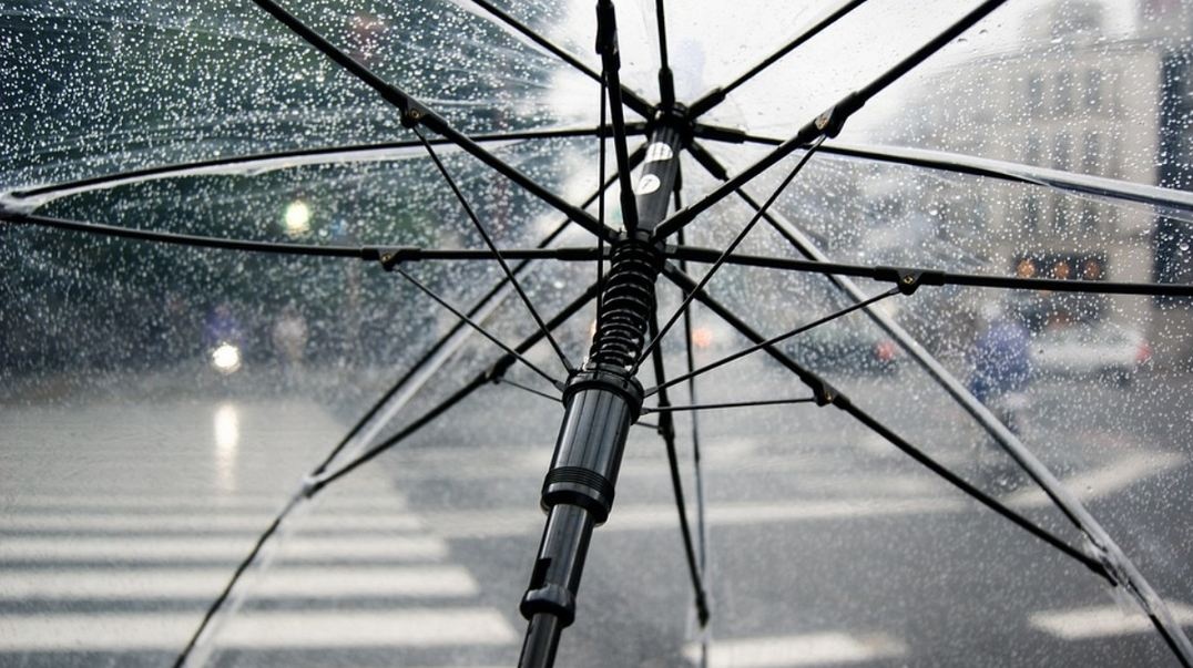 Можно доставать зонты: Украину 21 марта нагрянут дожди