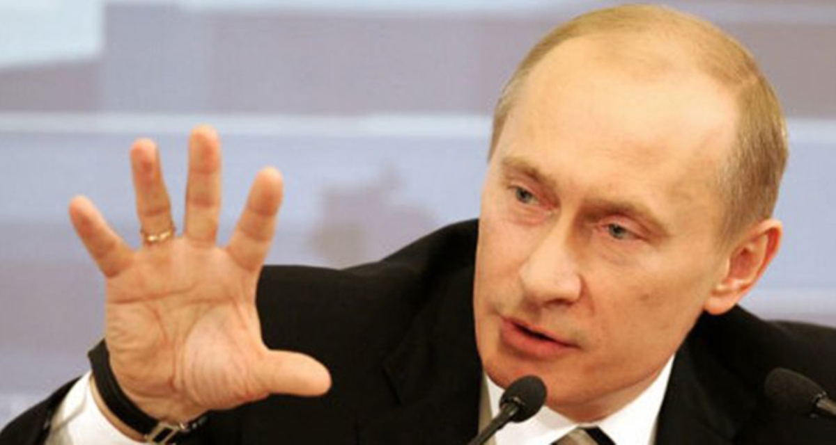 Путин призвал отложить референдум на юго-востоке