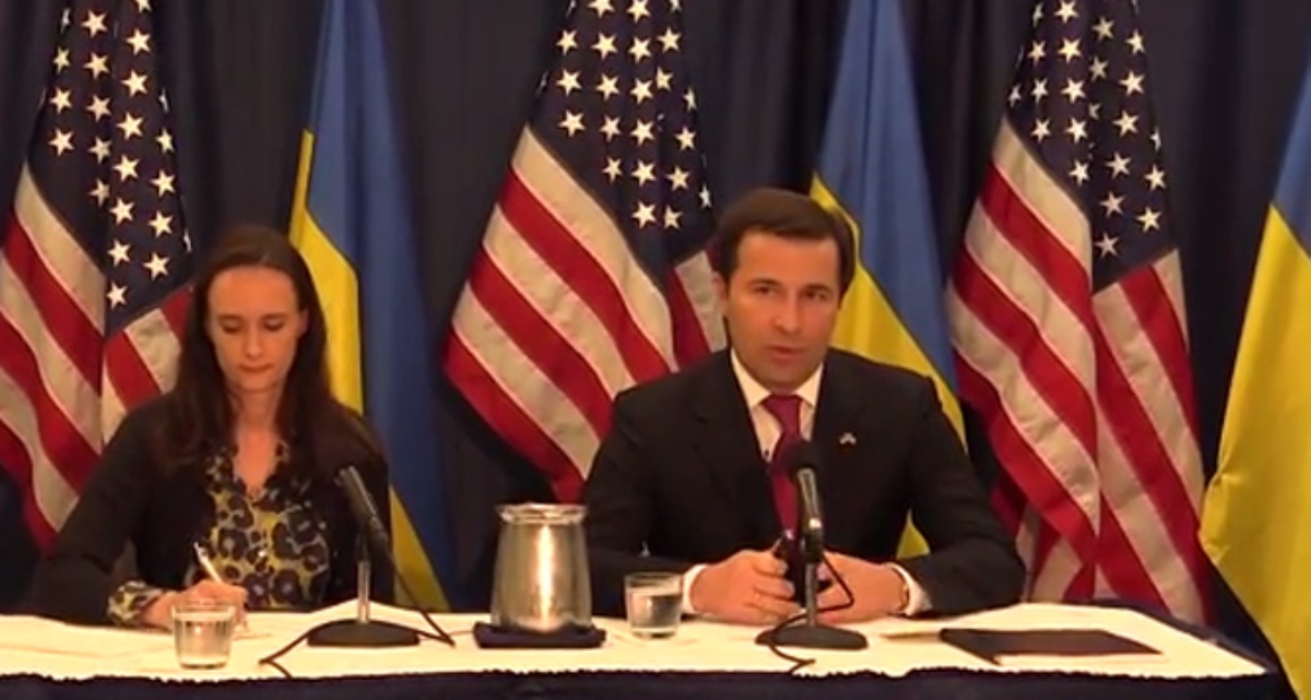 Валерий Коновалюк: Янукович финансирует кровавые столкновения в Украине