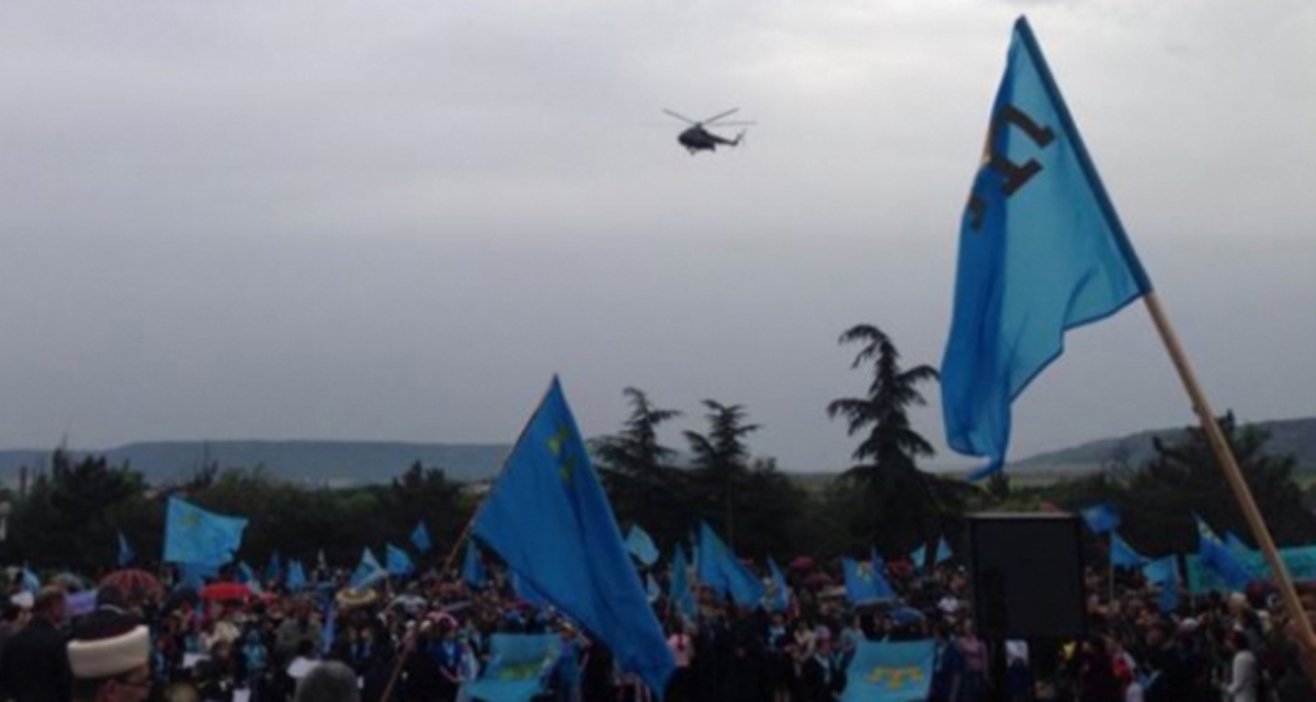 70-летие депортации крымские татары отмечают под пристальным вниманием российских военных