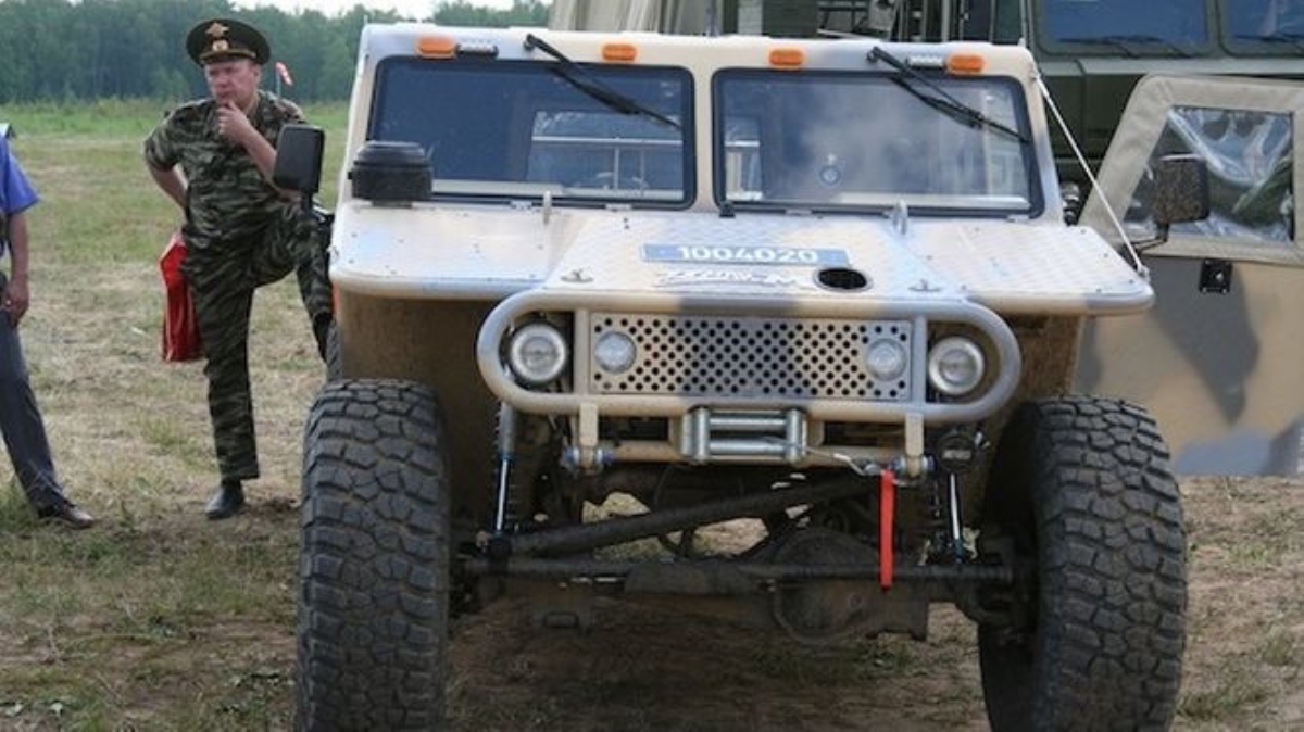 Депутаты позволили мобилизовать автомобили украинцев для военных нужд