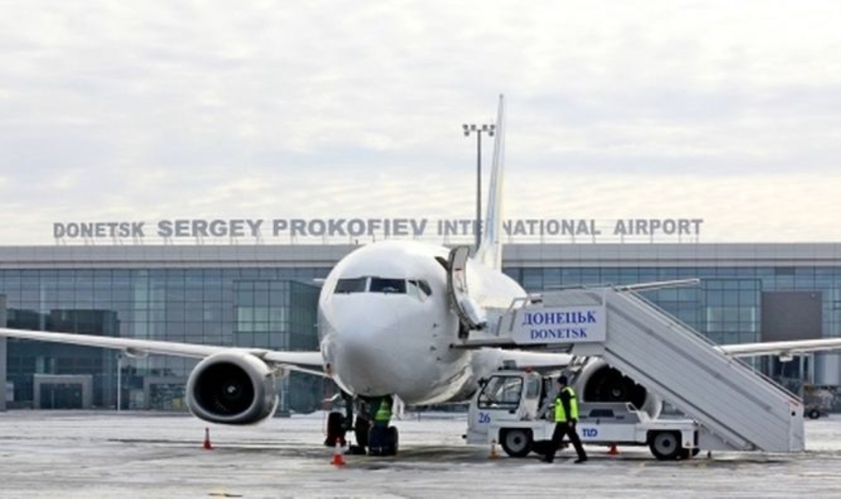 Из-за террористов аэропорт Донецка приостановил свою работу