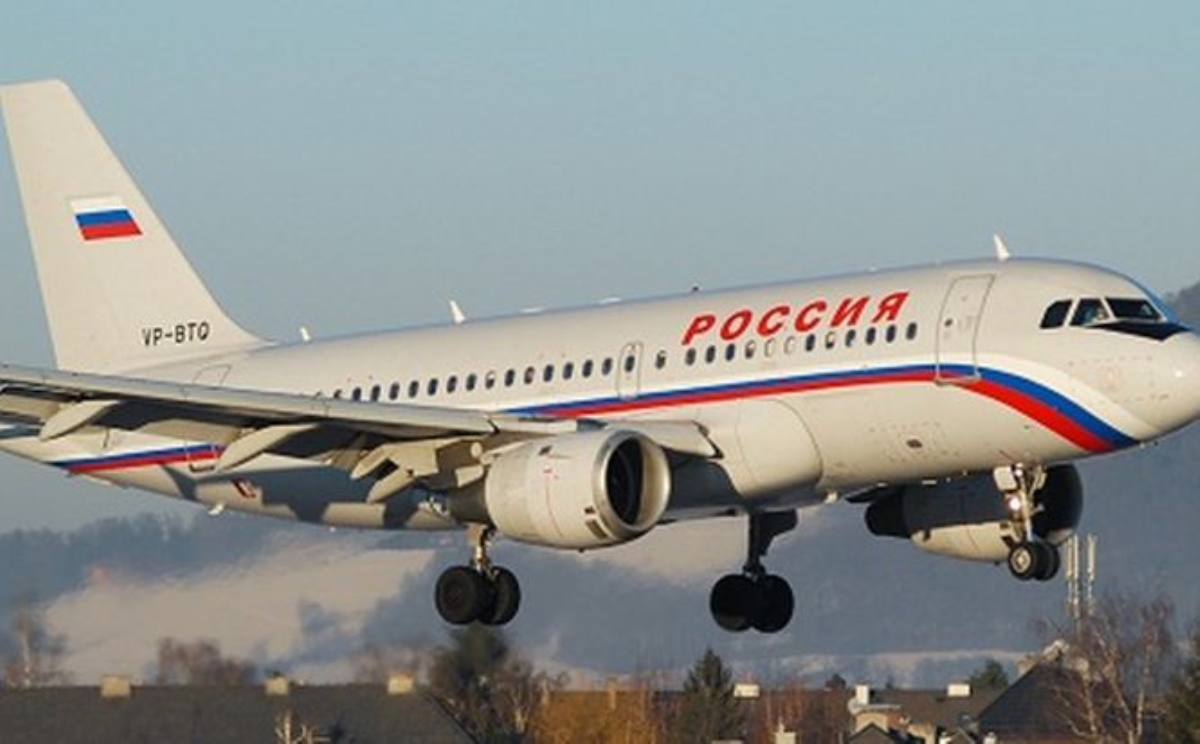 Российские самолеты будут летать в Крым в обход Украины