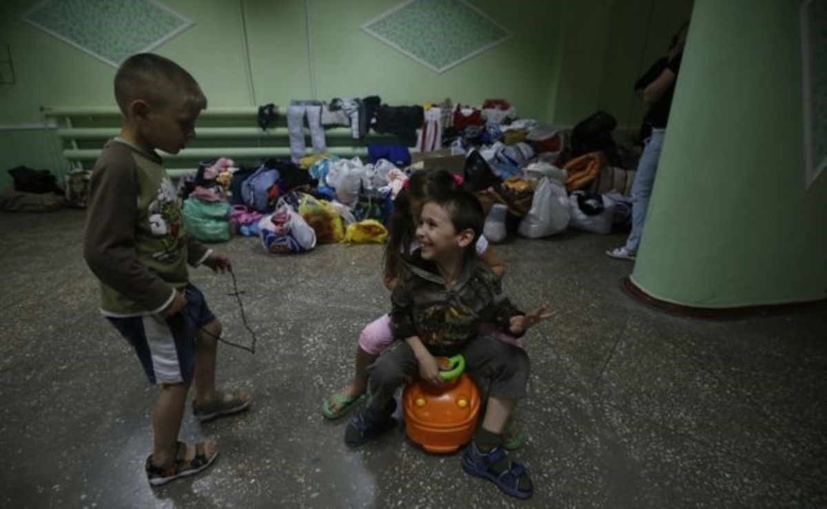 Беженцам из Донбасса подготовили 30 тысяч мест