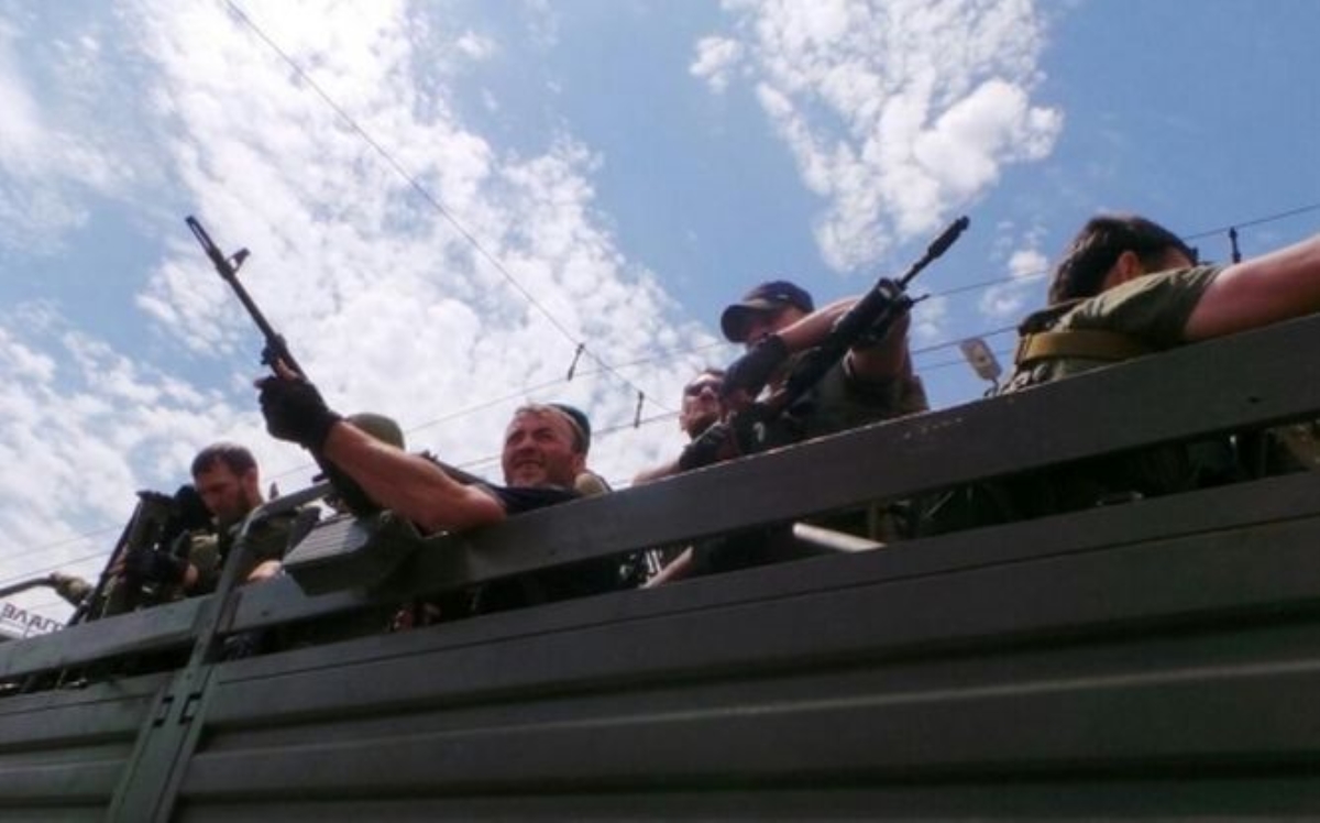 15 грузовиков с террористами просочились за ночь в Украину
