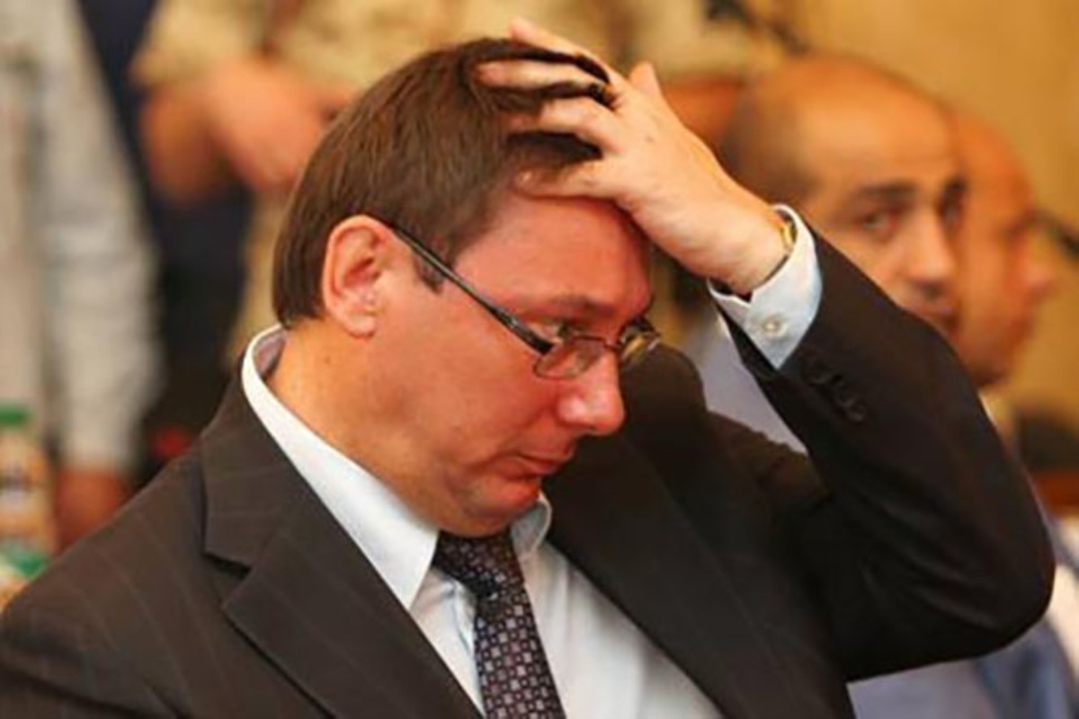 Троянский ТУР Януковича: как погубить Украину