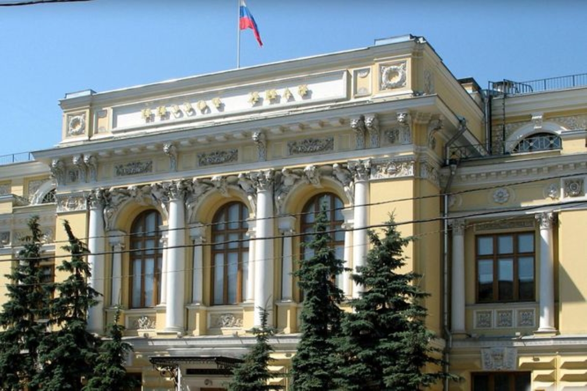 Еще пятерым банкам запретили работать в Крыму