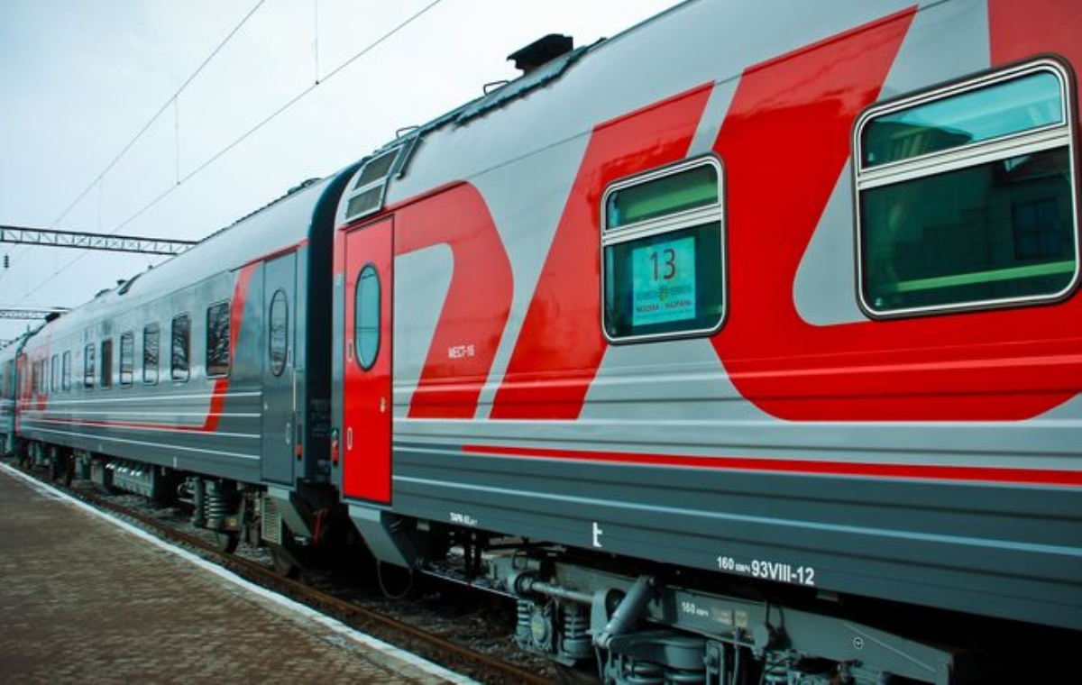 Из Крыма в материковую Украину резко подорожали железнодорожные билеты