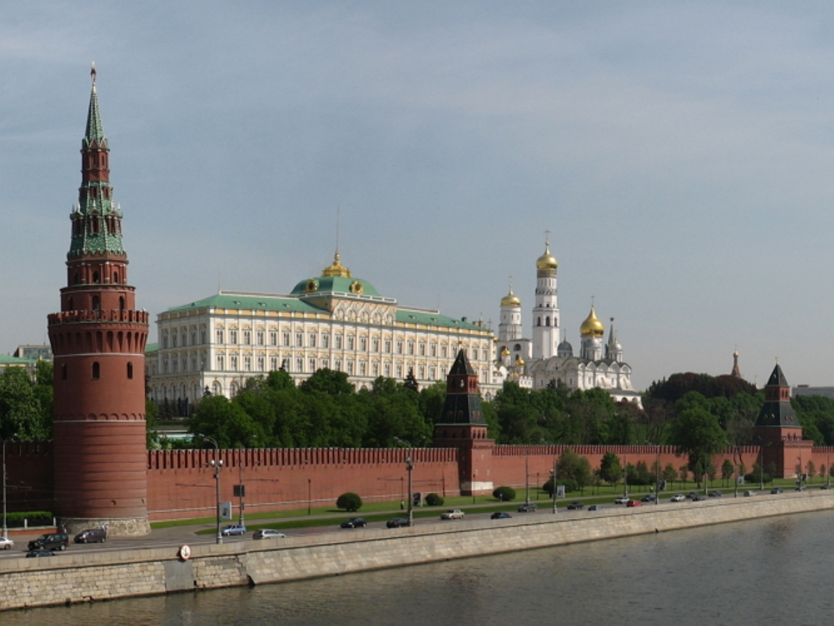 La Stampa: Кремль разделился на тех, кто боится санкций, и тех, кто хочет воевать