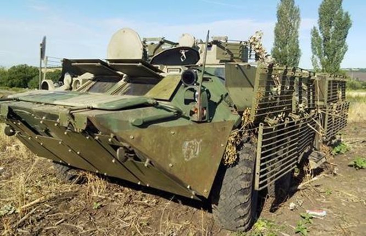 Нацгвардия захватила российский БТР-80