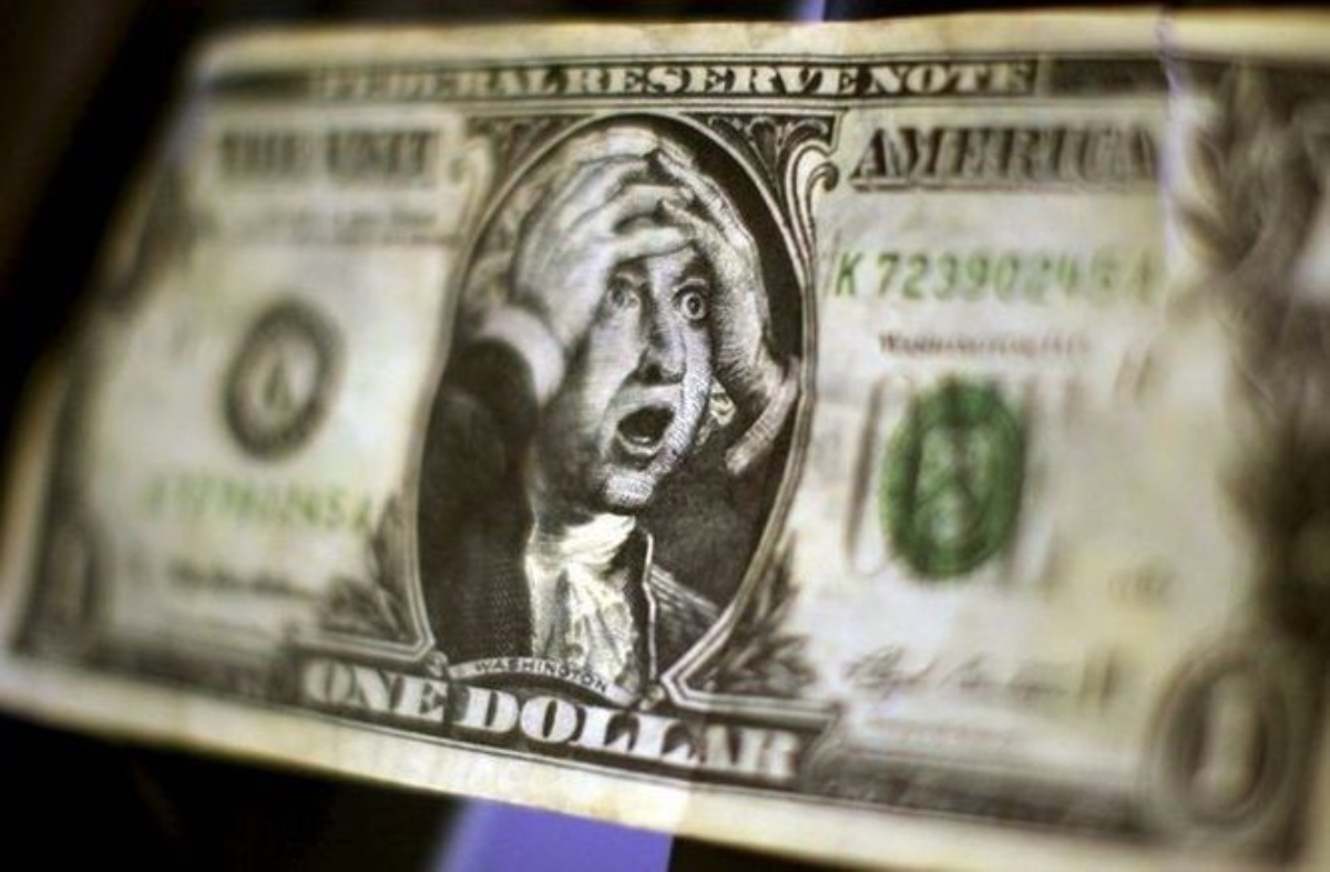 Валютные «качели» продолжаются: доллар снова подорожал
