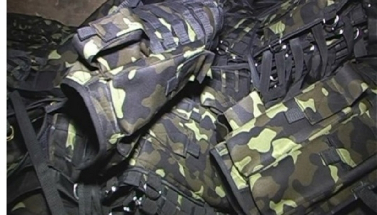 В Украину завозят поддельные бронежилеты неизвестного производителя