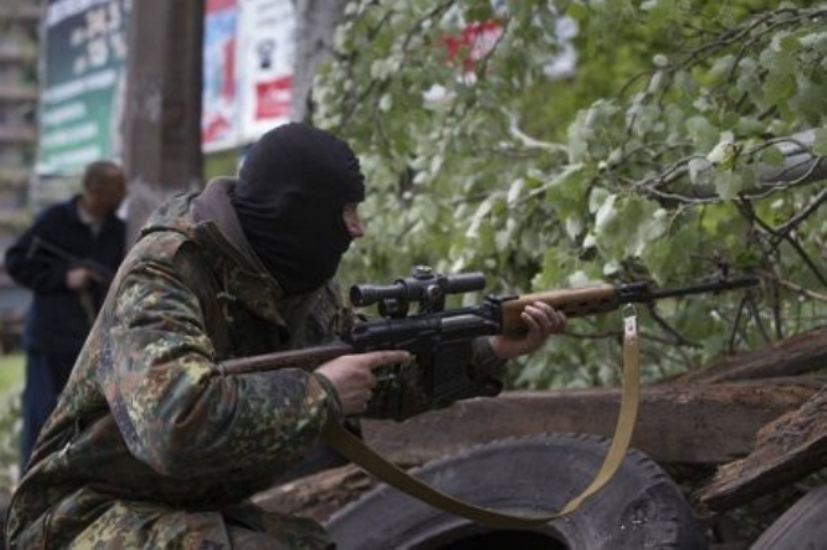 В Донецке начался штурм воинской части