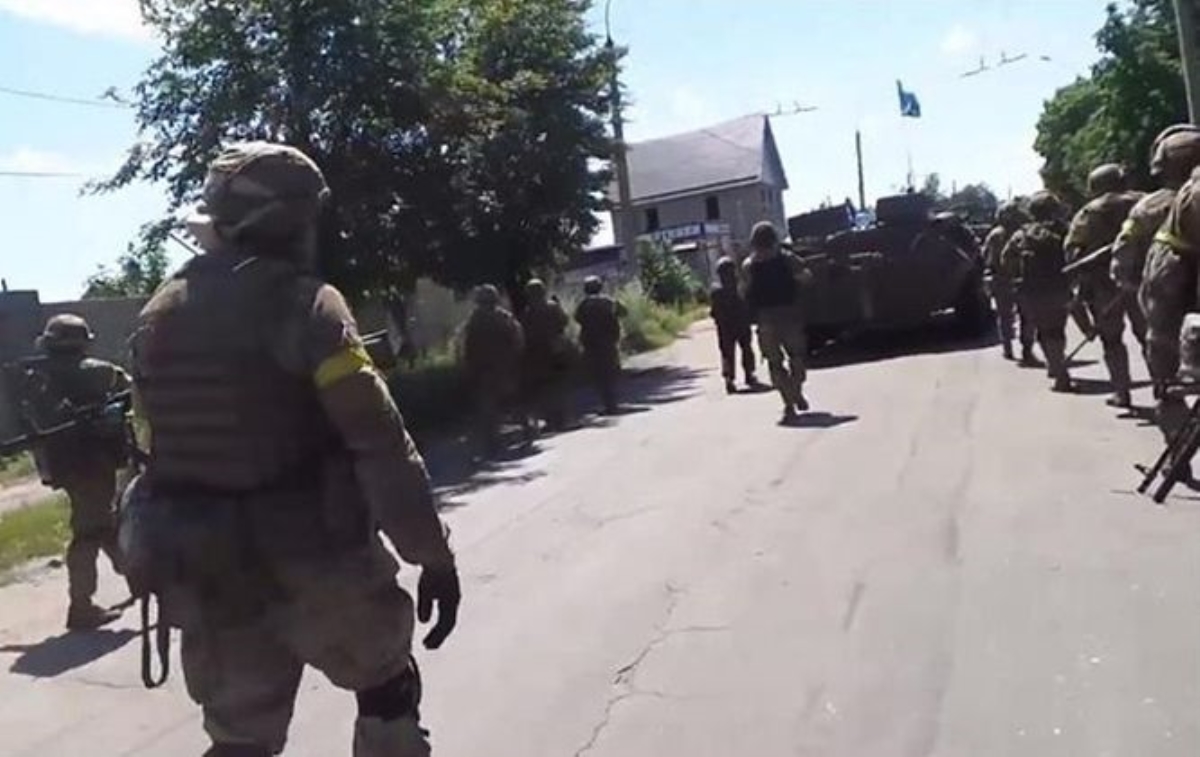 В Интернете появилось видео вхождения сил АТО в Славянск