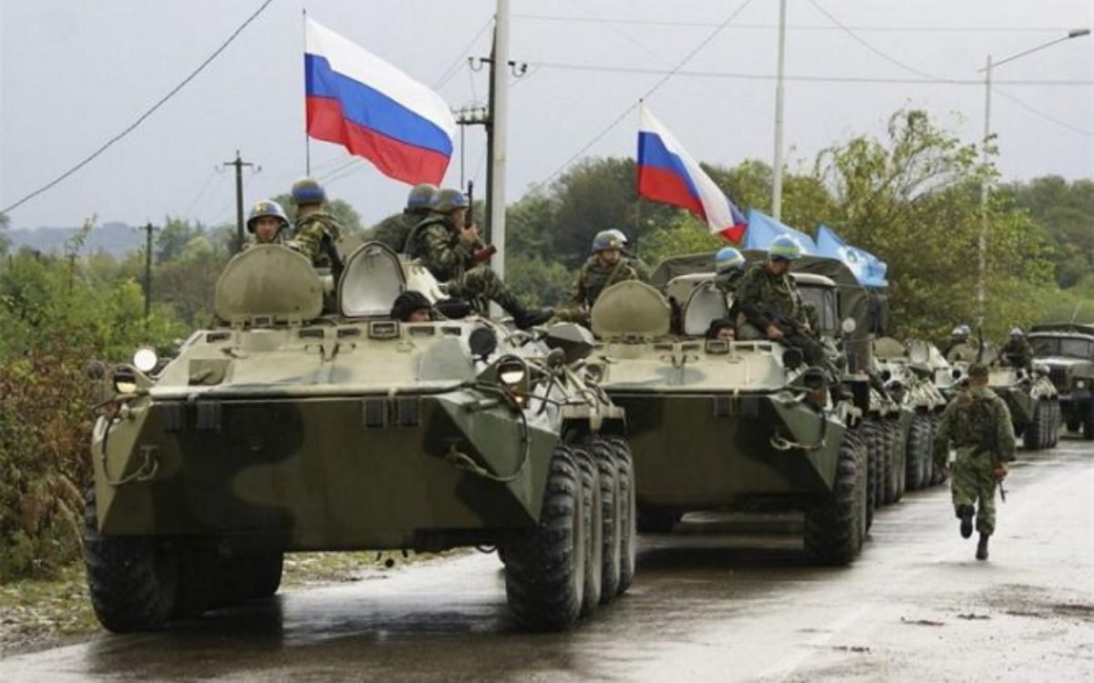 Две трети россиян не поддерживают ввод войск в Украину