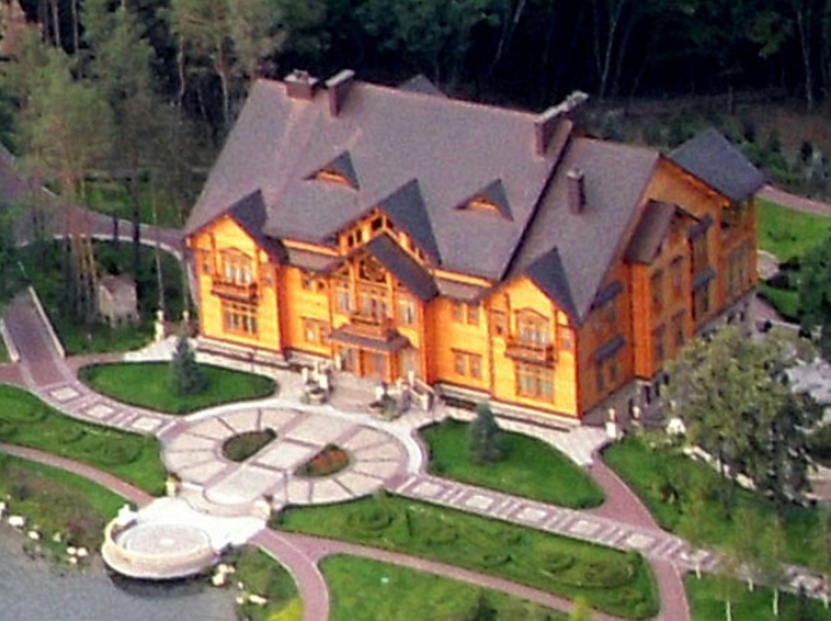 Межгорье Украина дом Януковича фото