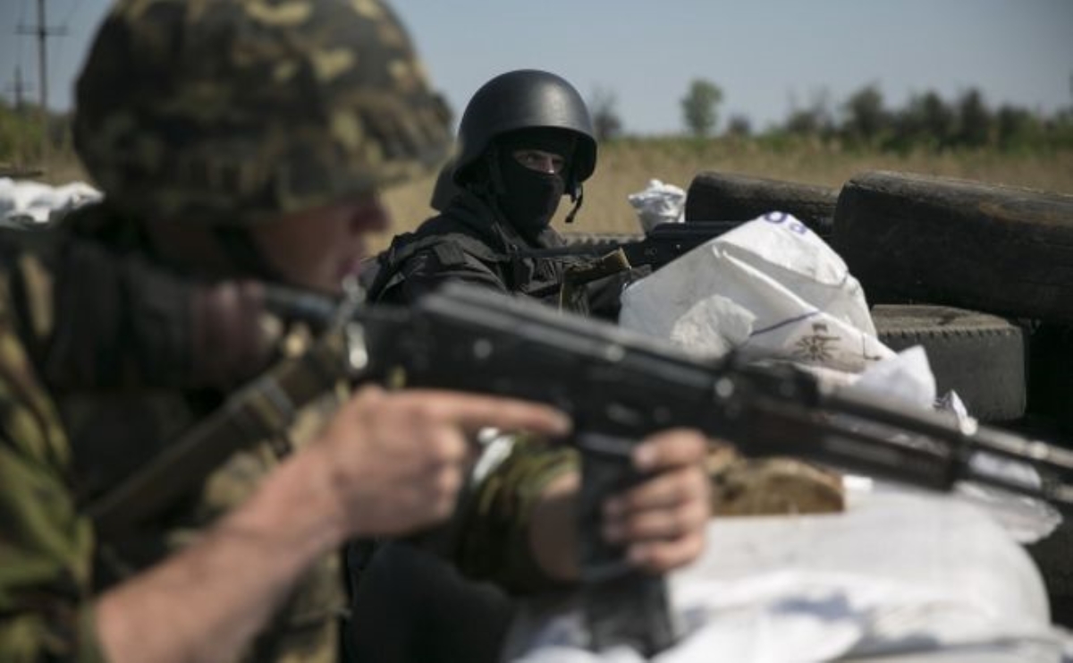 Шесть раз за прошлые сутки были обстреляны украинские блокпосты