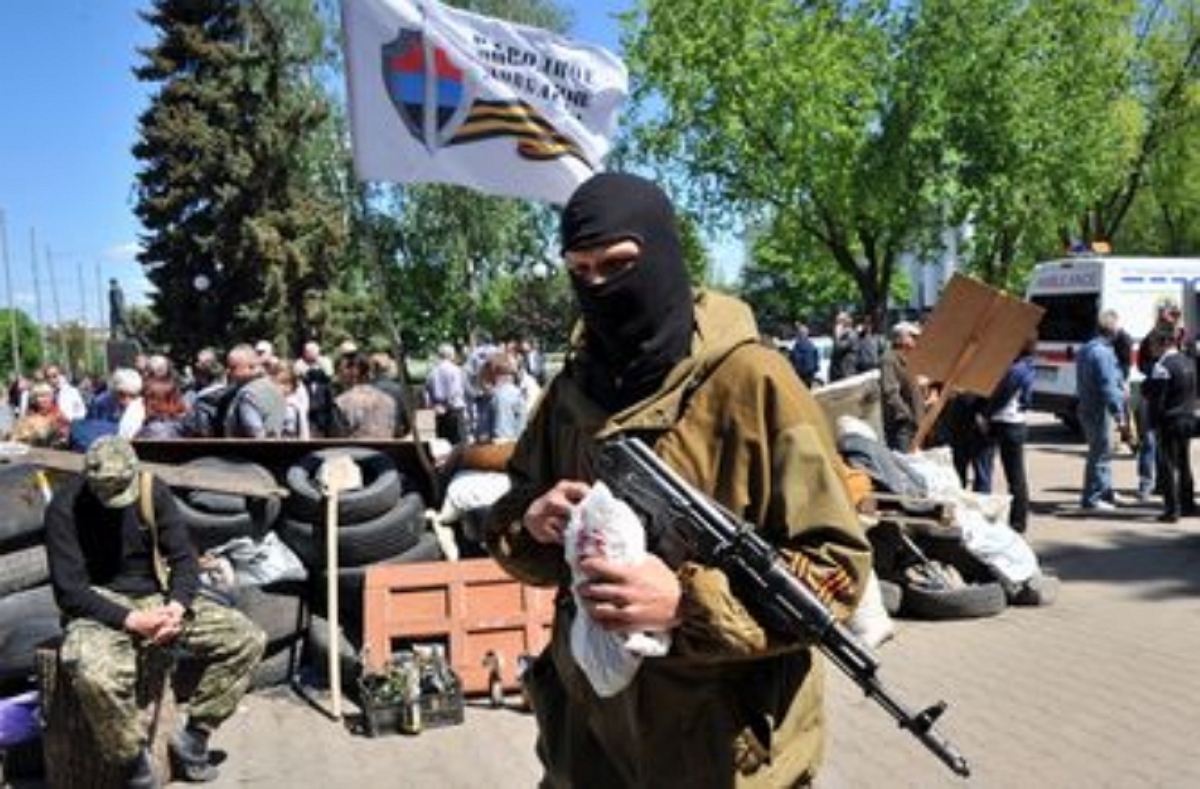 Наемников на Донбассе вербуют за 20 тысяч рублей в месяц - СНБО
