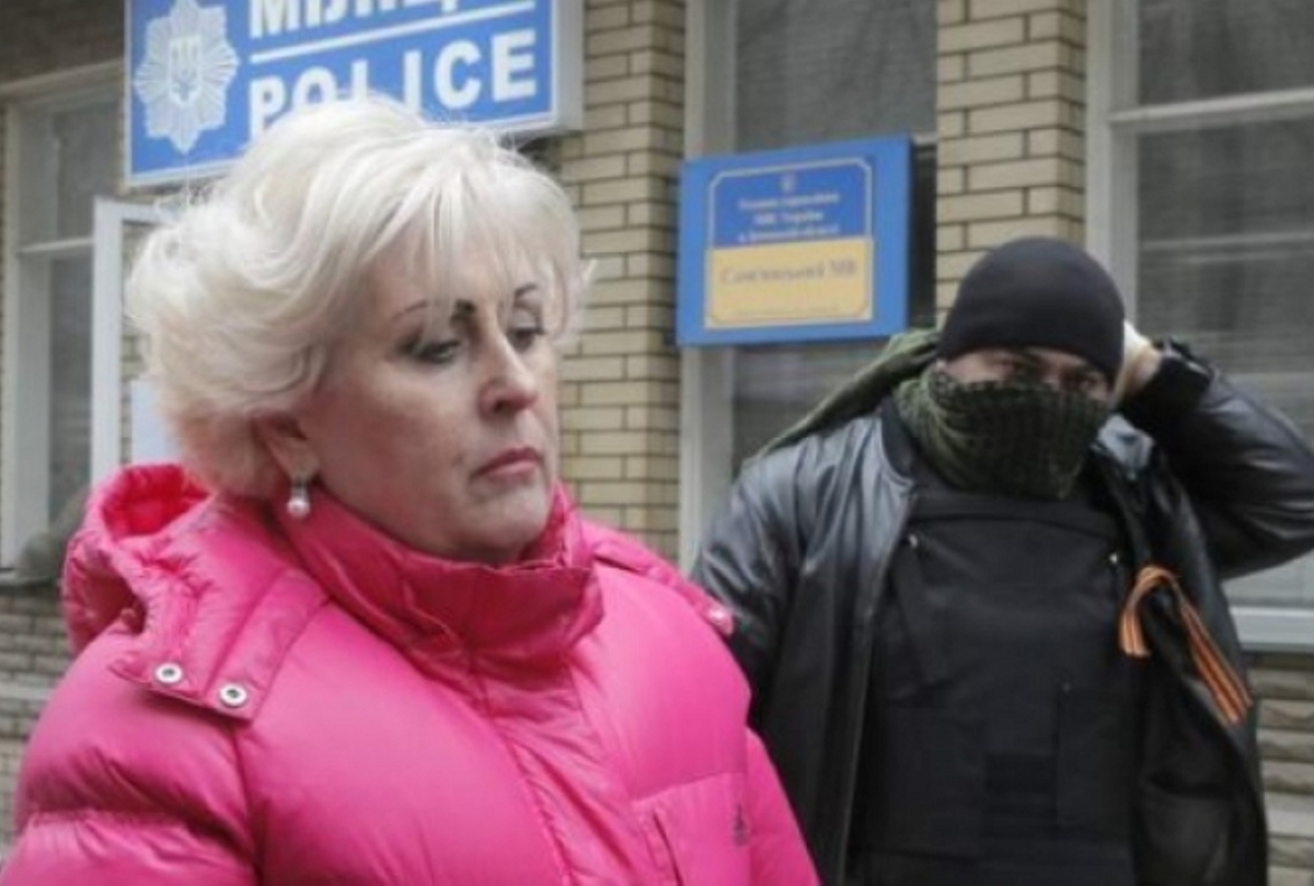 Экс-мэр Славянска Штепа задержана, ее конвоируют в Харьков