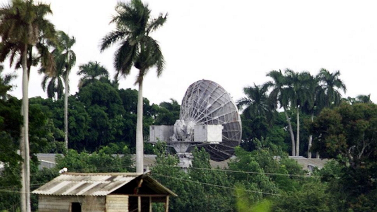 РФ возвращает себе центр радиоперехвата на Кубе