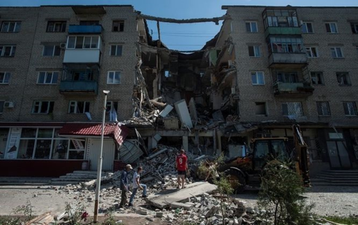 В Луганске за сутки обстреляны 22 здания