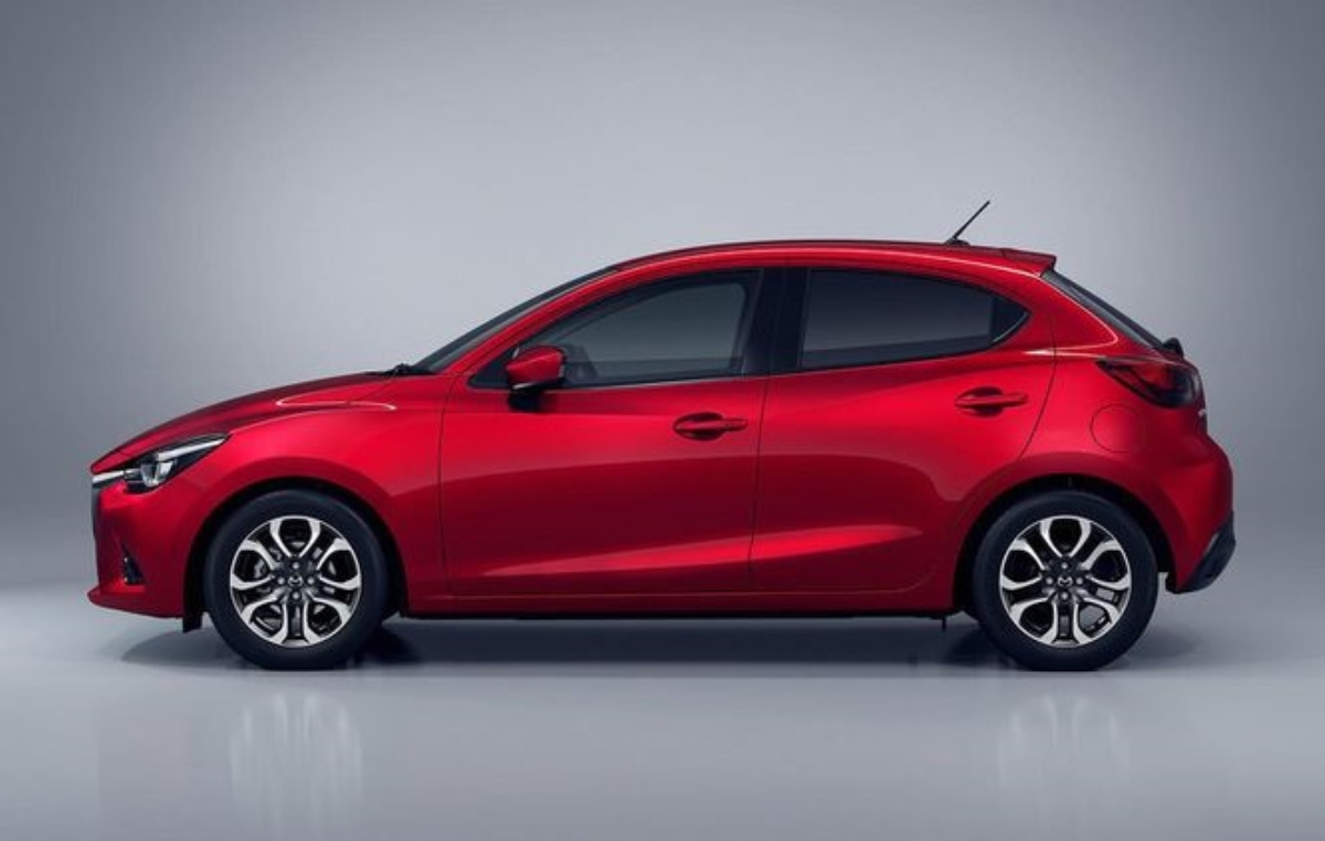 Mazda2 нового поколения презентована в Японии