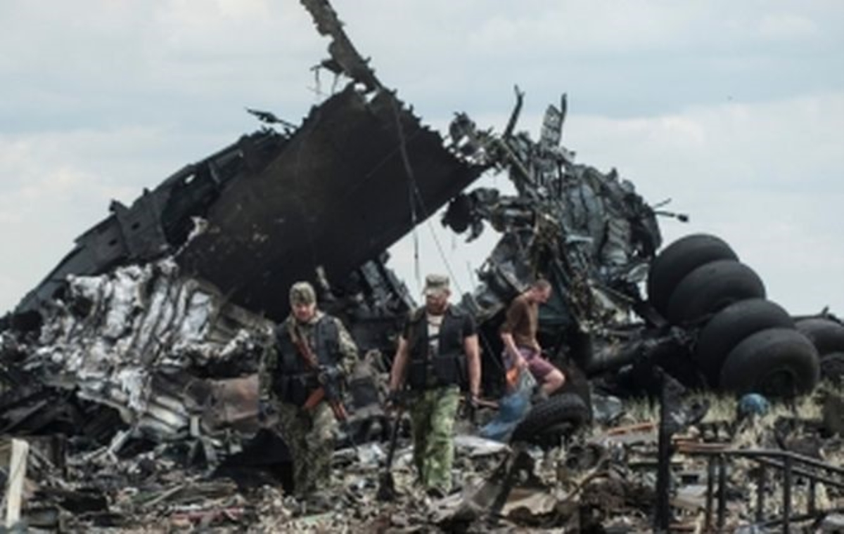 Родные не смогут увидеть останков погибших в Ил-76 десантников