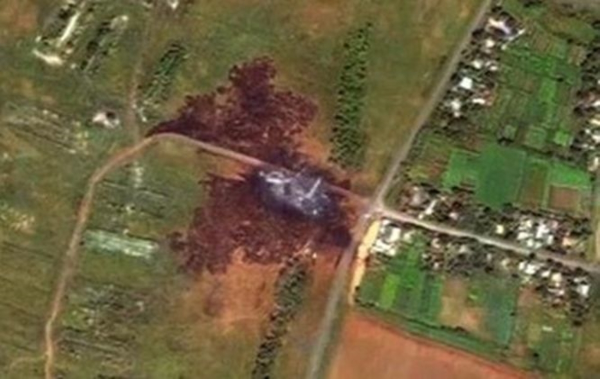 В Интернет выложили спутниковые снимки места падения Боинга-777