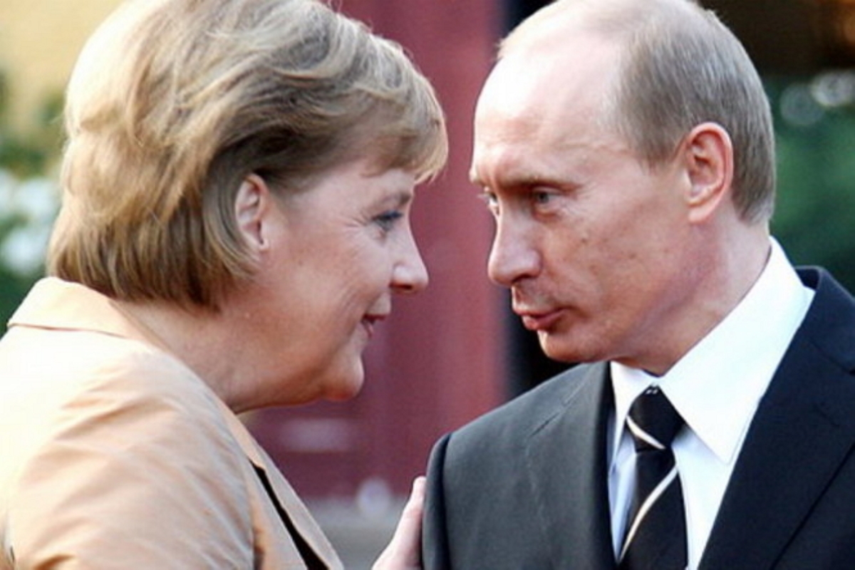 Путин и Меркель занимаются разделом Украины - мнение