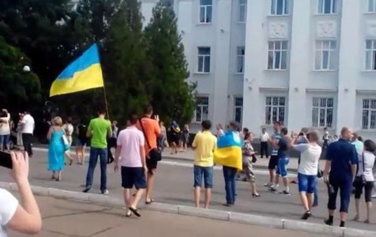 Жители Северодонецка кричали «Спасибо!» украинским военным