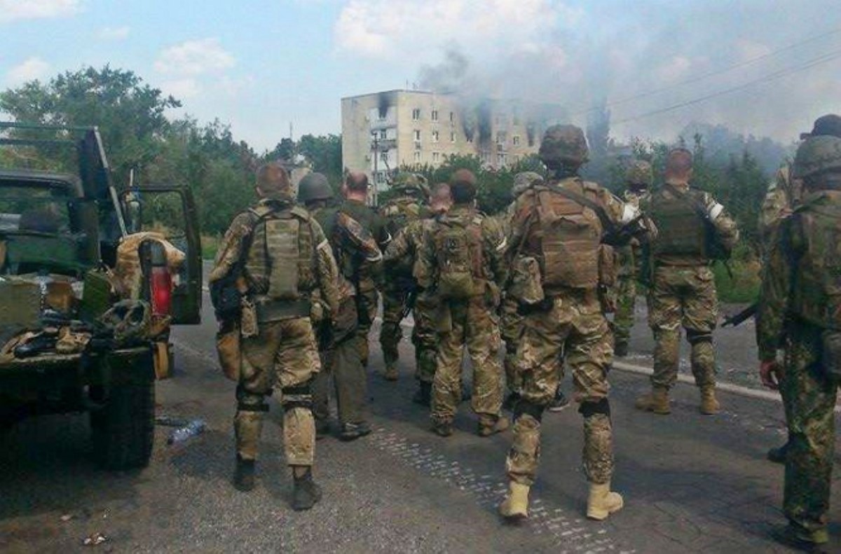 Батальоны «Азов» и «Шахтерск» приступили к зачистке Донецка