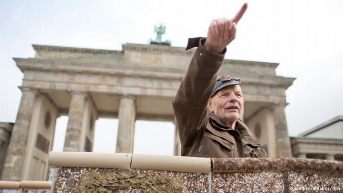 В Германии воссоздадут фрагмент Берлинской стены
