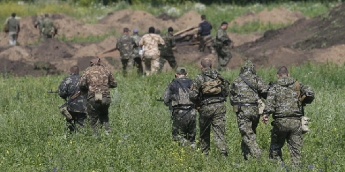 Боевики пытаются бежать, но попадают под огонь пограничников РФ