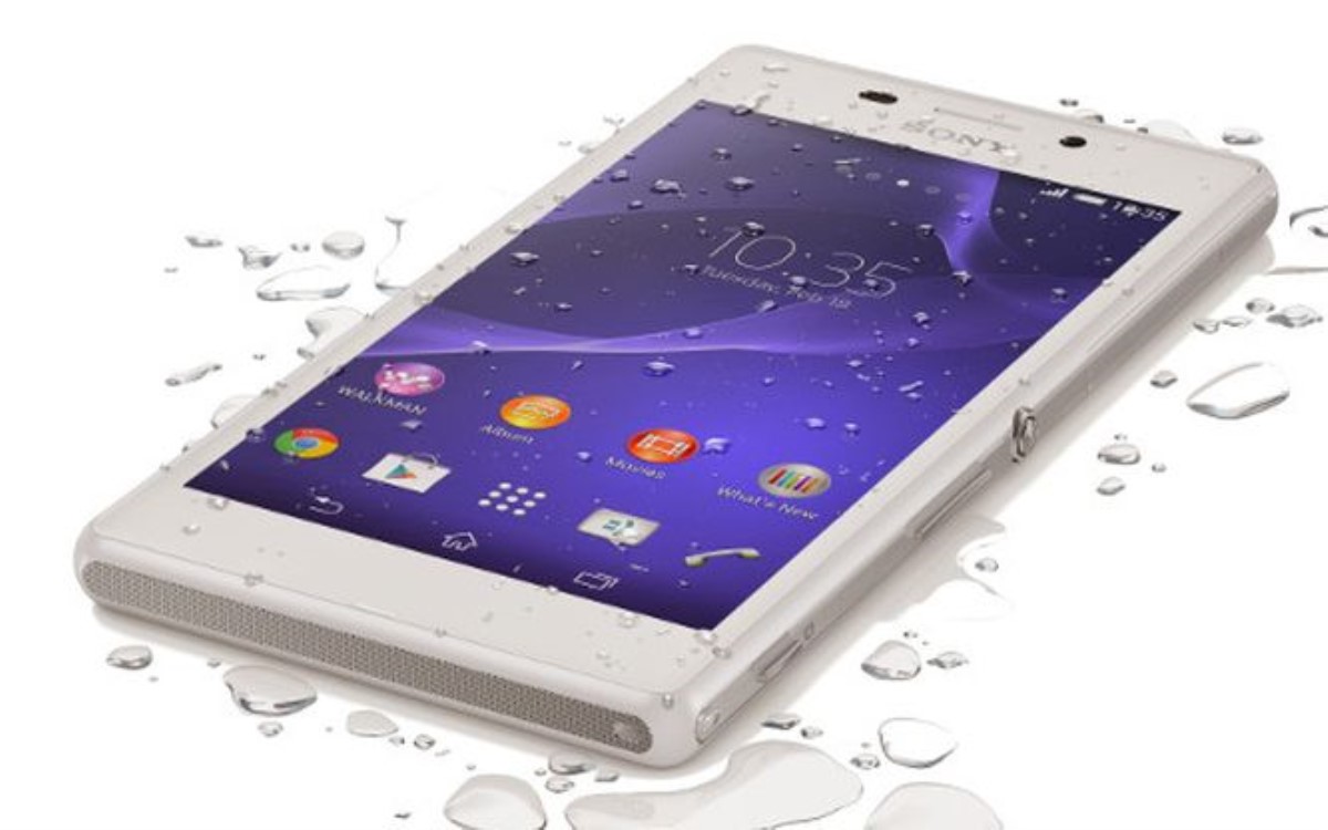 Компания Sony анонсировала водостойкий смартфон